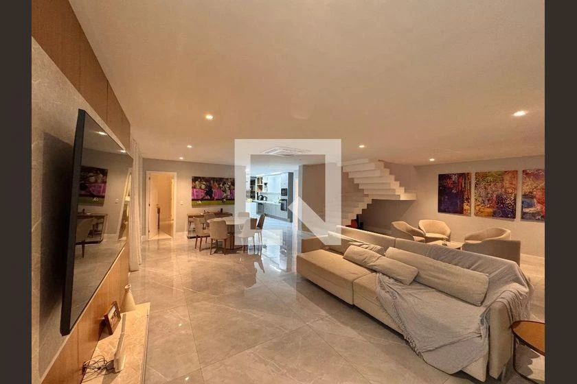 Rental house with 4 suites and 450 m² — photo 7