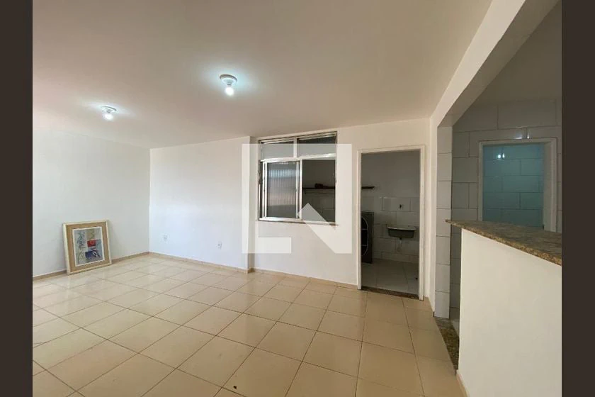 Casa com 2 quartos, cozinha separada e 331 m²