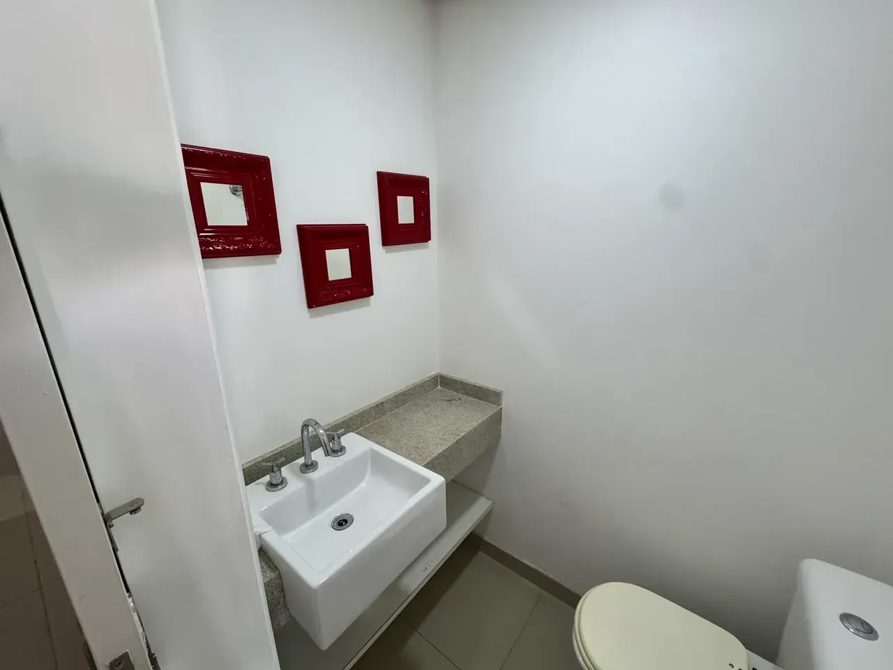 3-bedroom apartment with balcony, 180 m² — photo 12