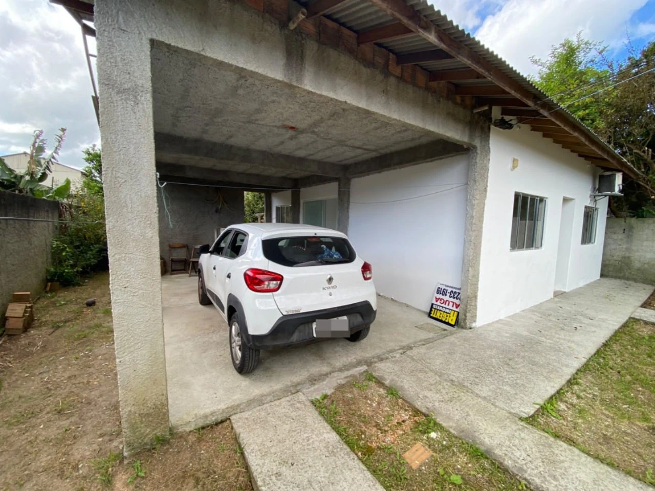 House with 2 bedrooms and a separate closed kitchen — photo 8