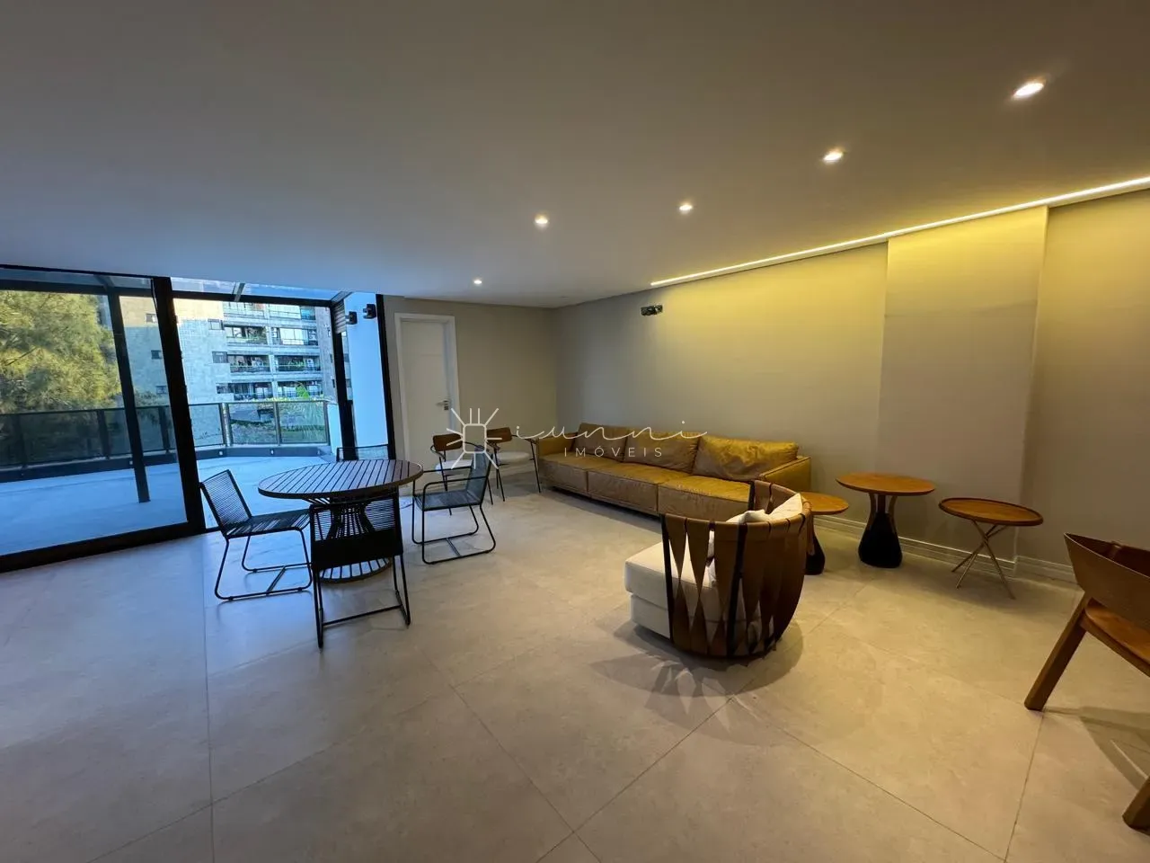 Penthouse with 5 bedrooms and 5 en-suite baths — photo 3