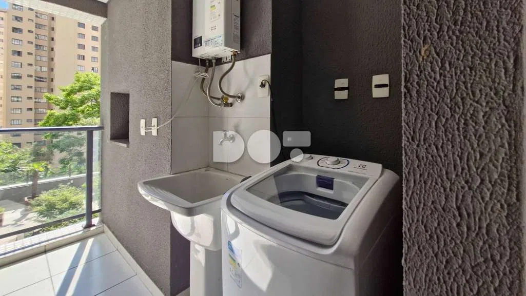 One-bedroom apartment with a washing machine in Curitiba — photo 4