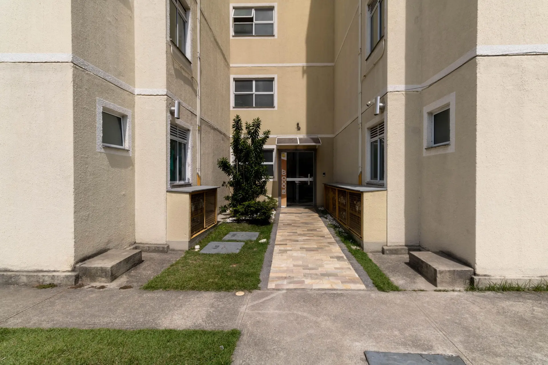 2-bedroom apartment with 1 bathroom and 1 parking spot — photo 10