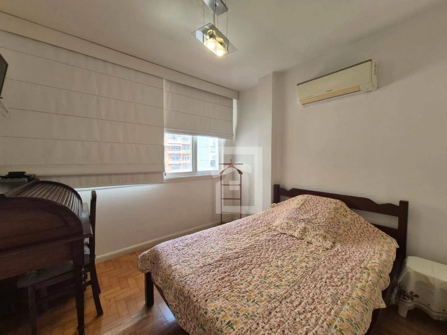 Unfurnished 3-bedroom apartment with a balcony — photo 16