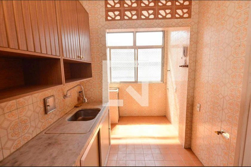 Departamento de 2 dormitorios con piso de madera o laminado — photo 8