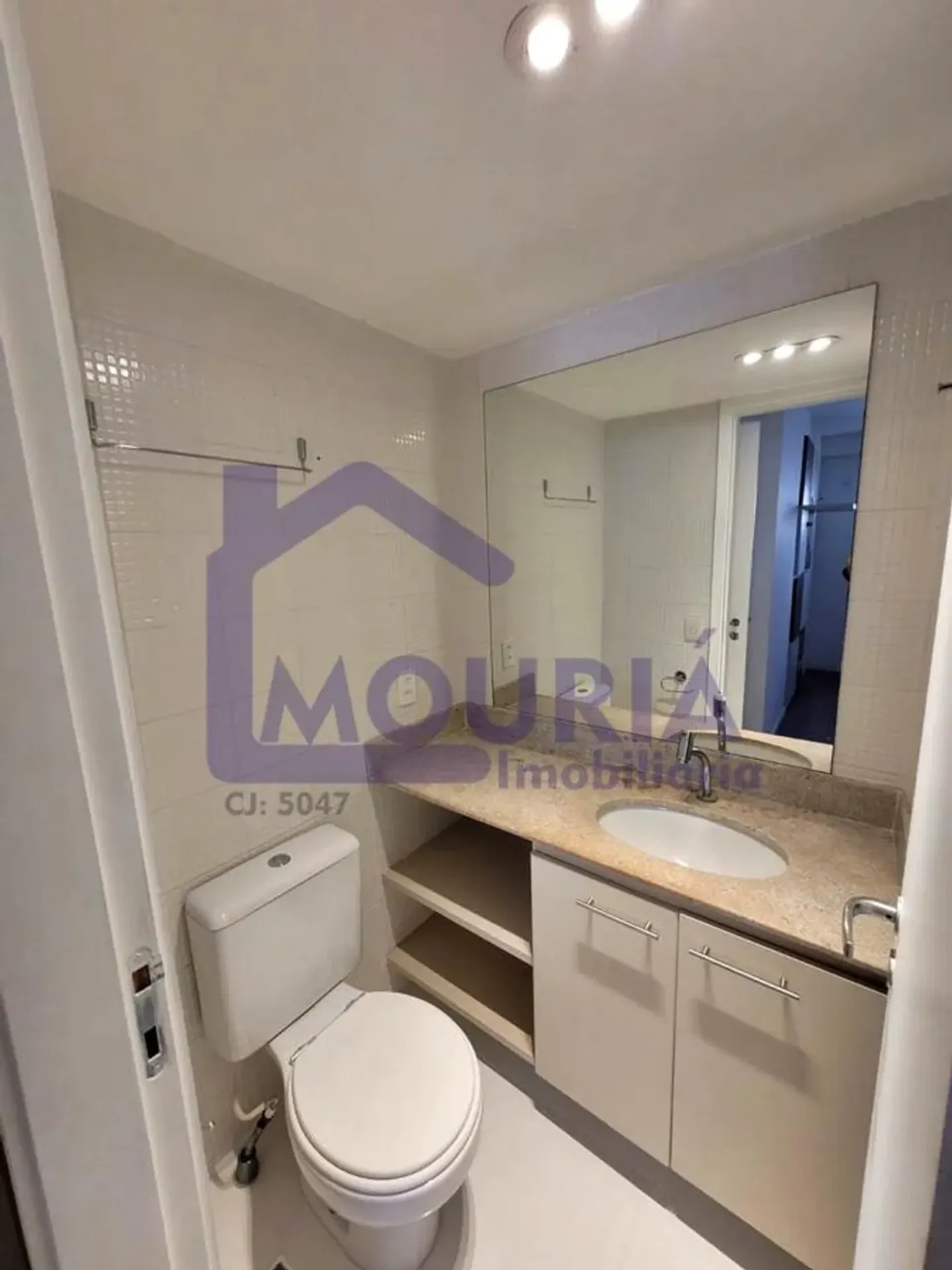 Furnished apartment, 63 m², with a grill on the balcony — photo 19