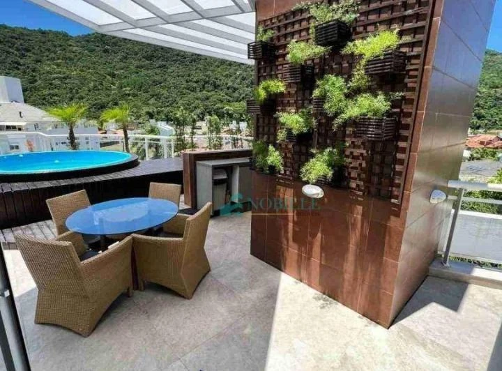 318 m² apartment with 4 en-suite bedrooms — photo 3