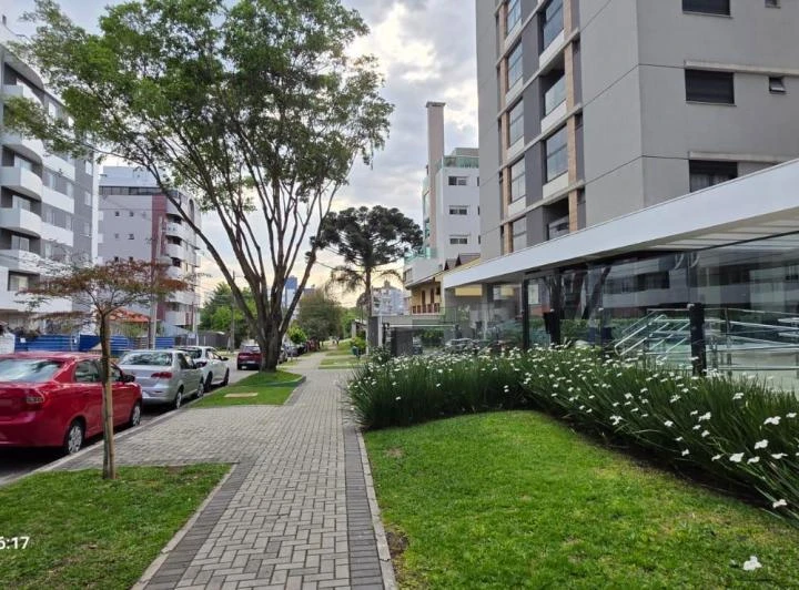 2-bedroom apartment with 2 baths and 130 m² — photo 4