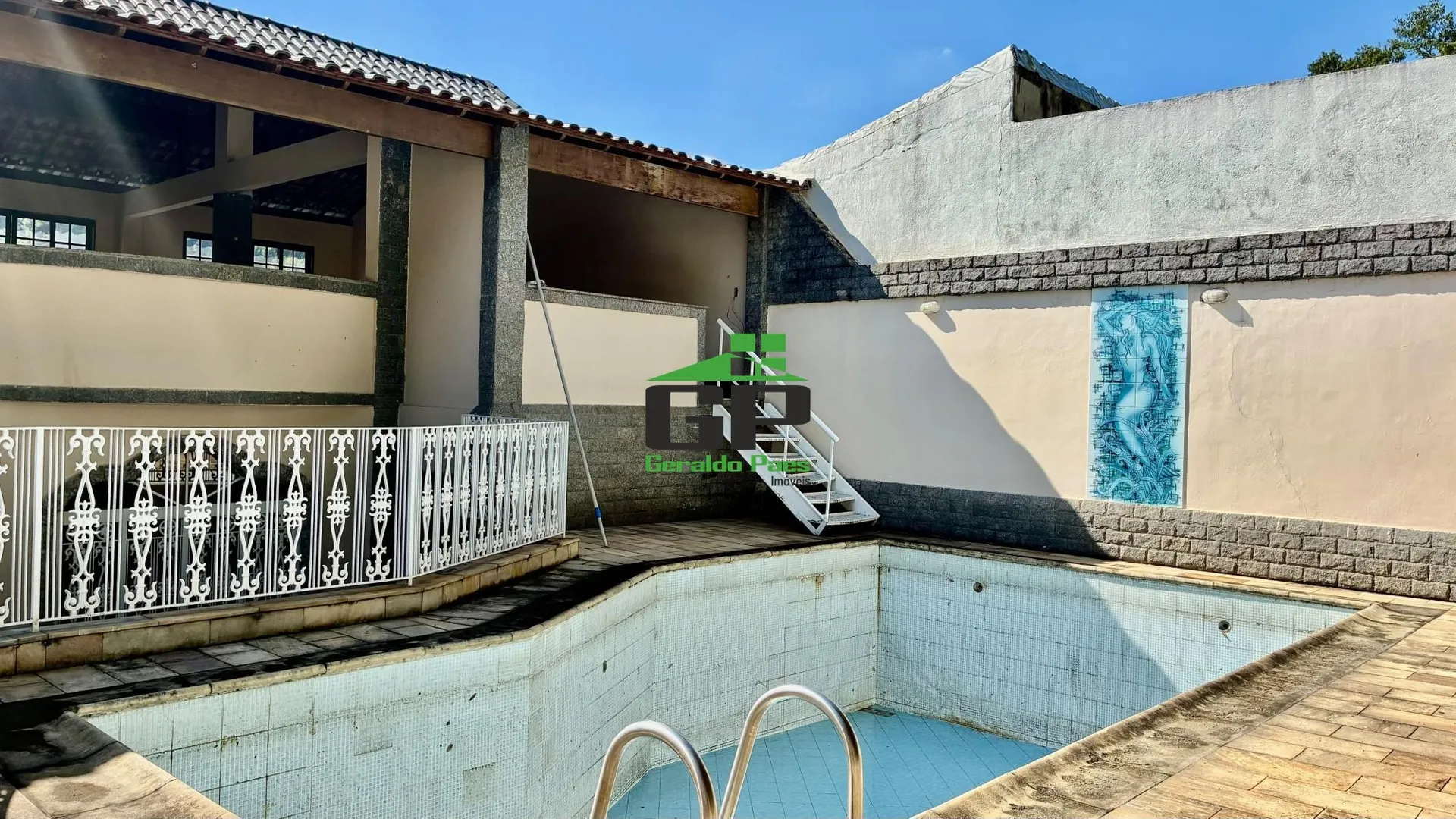 House with 4 bedrooms and 4 bathrooms, separate kitchen — photo 10