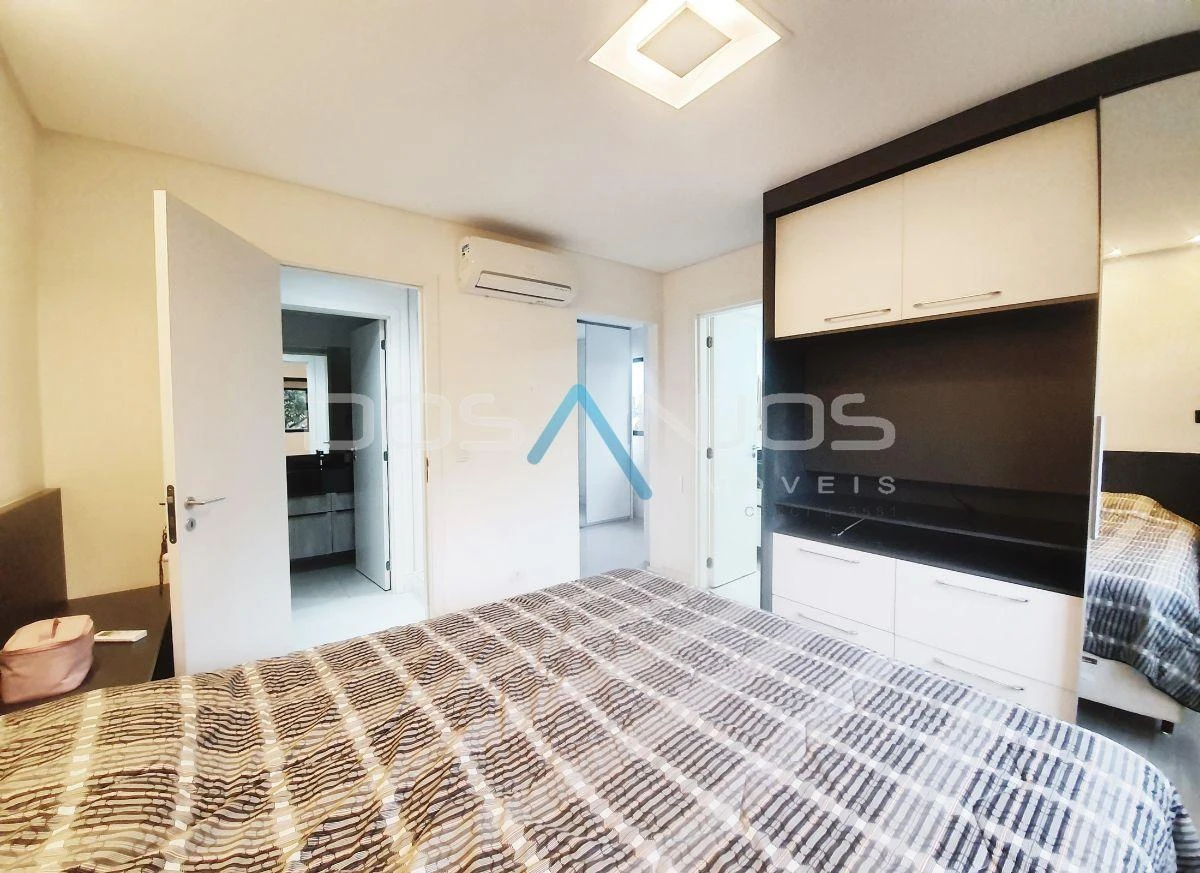 Home office in a 2-bedroom apartment, 128 m² — photo 15