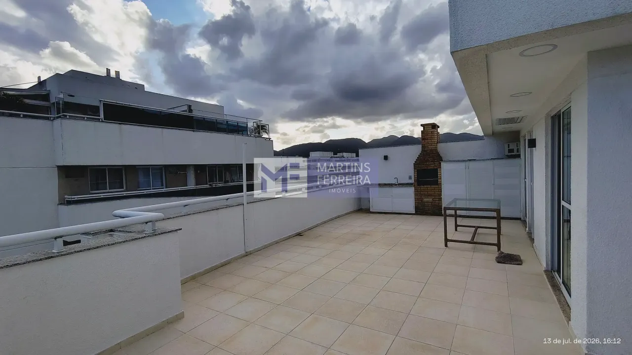 Furnished penthouse with open-plan gas kitchen — photo 7