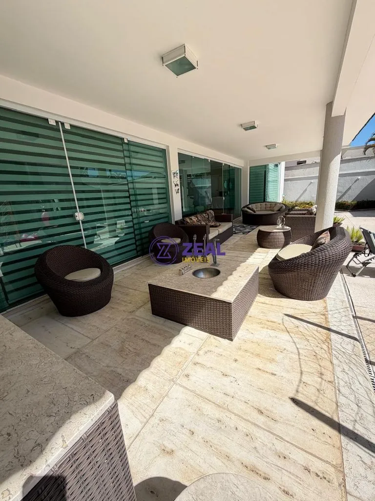 House with enclosed balcony and built-in grill — photo 18