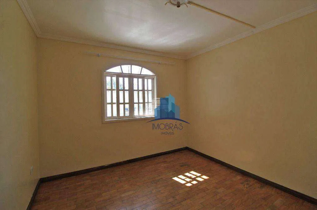 3-bedroom house, 2 with their own bathrooms, 297 m² — photo 9
