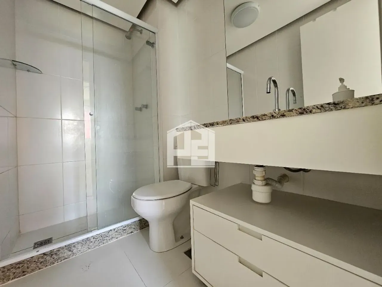 Apartment, 69 m², with a jacuzzi — photo 26