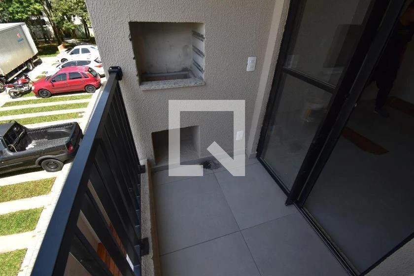 Balcony with a grill in a 2-bedroom apartment, 53 m² — photo 30
