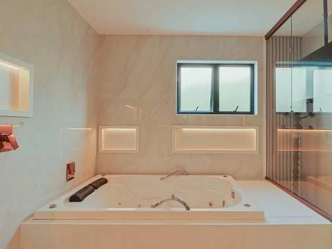 Casa mobiliada com piscina privativa e 5 suítes — photo 16