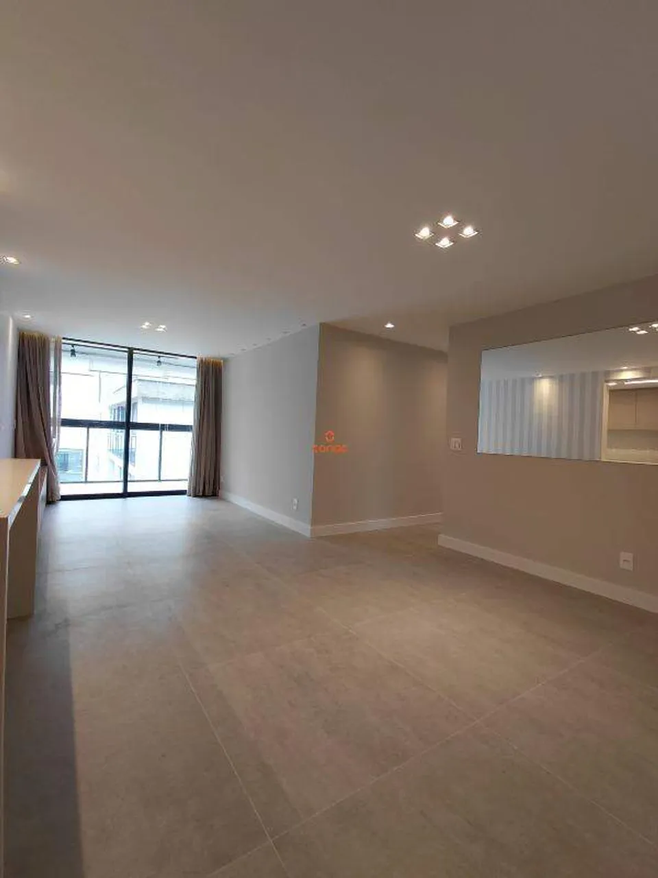 Apartment with 3 bedrooms, 2 bathrooms and enclosed balcony — photo 8
