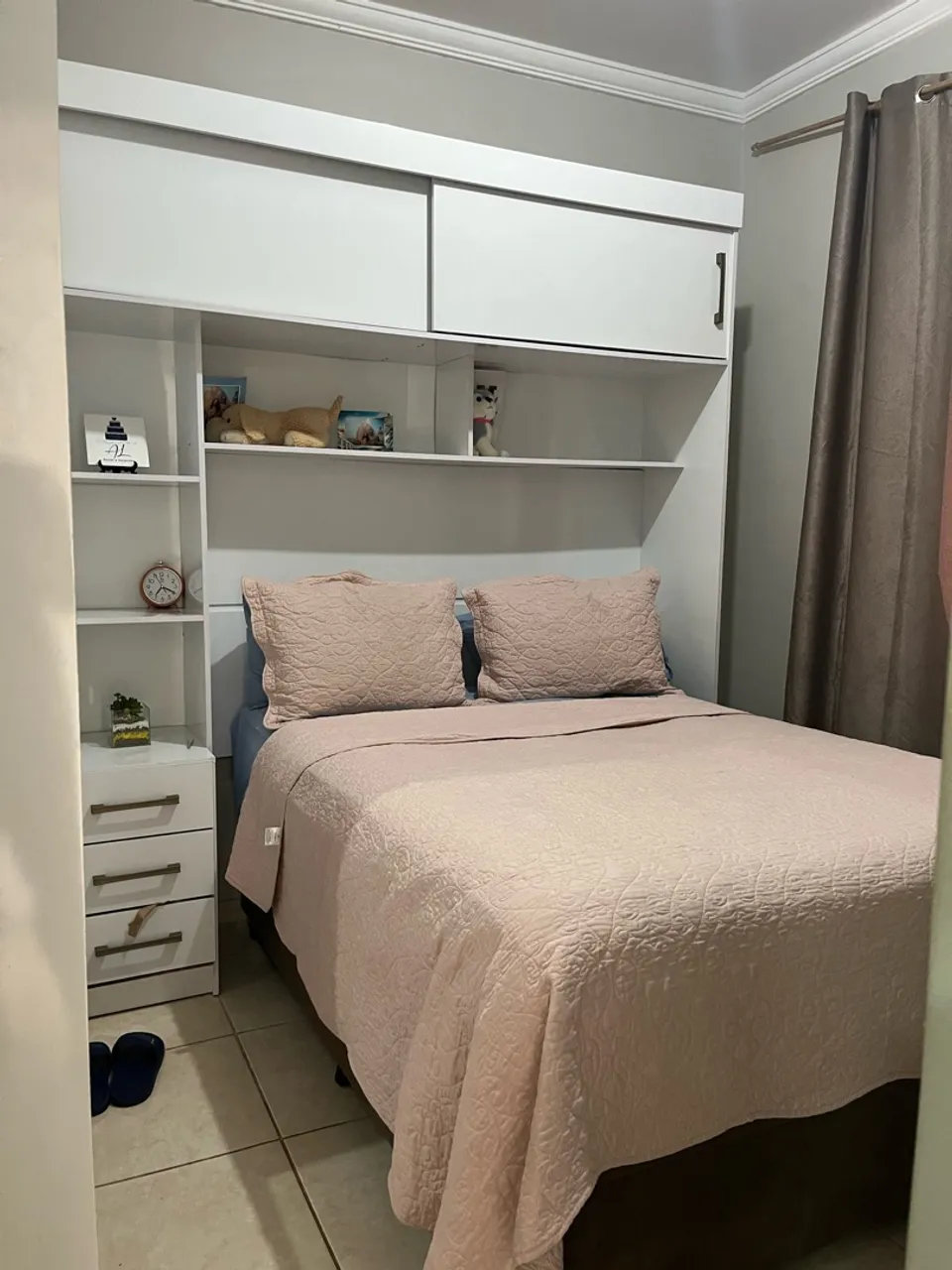 2-bedroom apartment in a building with a pool — photo 3