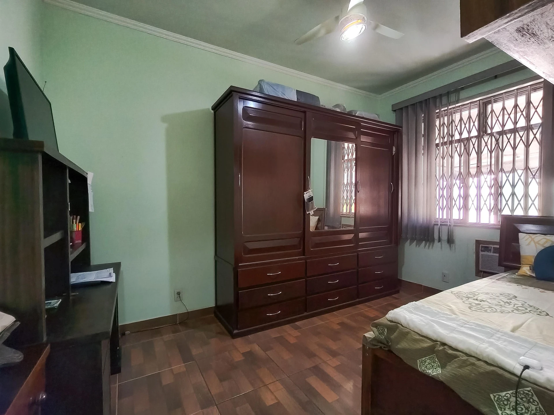 Furnished 3-bedroom apartment with 2 bathrooms — photo 8