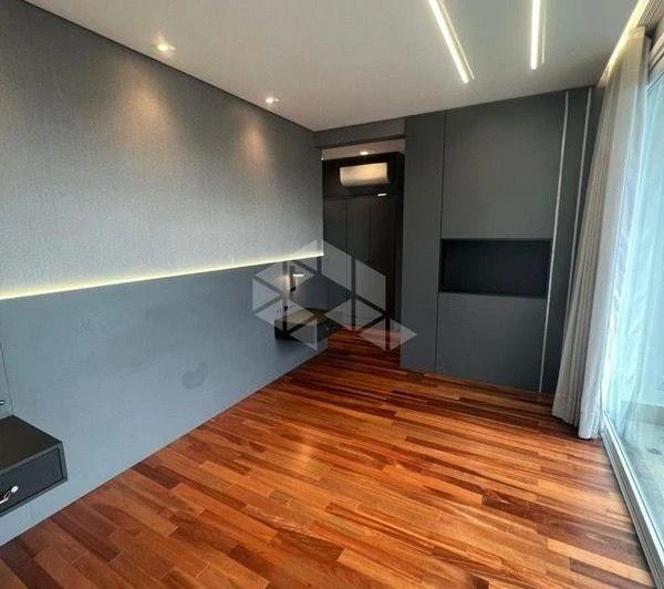Rental house with 4 en-suite bedrooms and 350 m² — photo 3