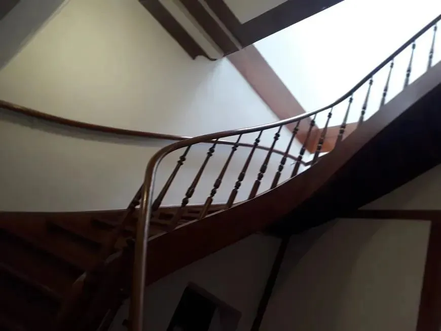Unfurnished house with 5 bedrooms and 3 bathrooms — photo 9