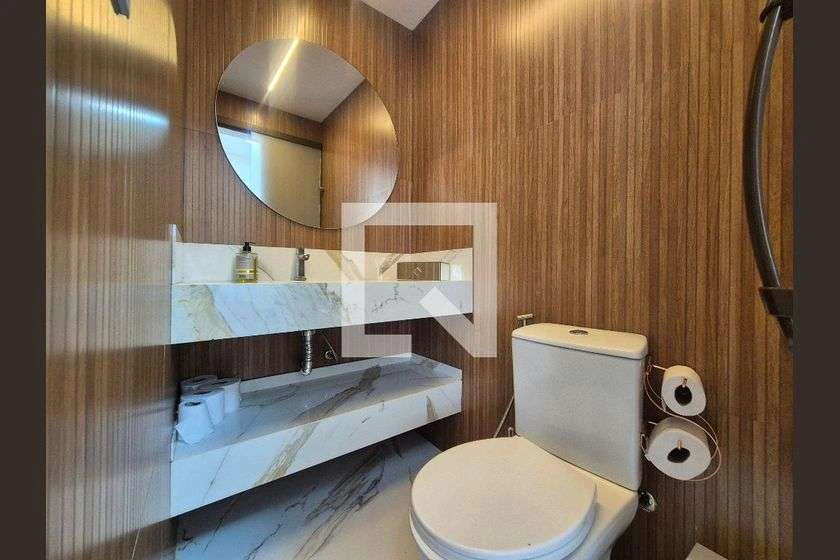 420 m² house with 4 en-suite bedrooms and private garden — photo 26