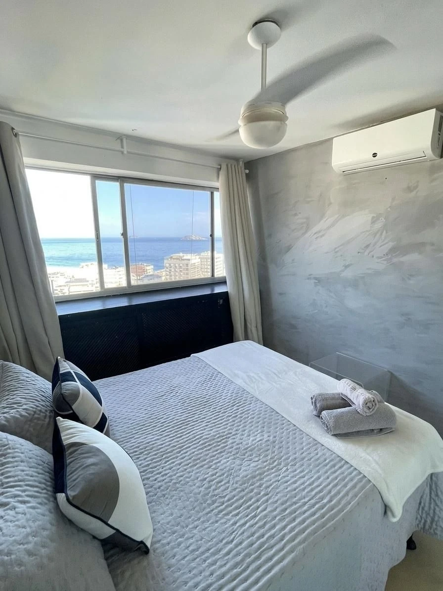 Furnished 30 m² studio with 1 bedroom and electric stove — photo 24