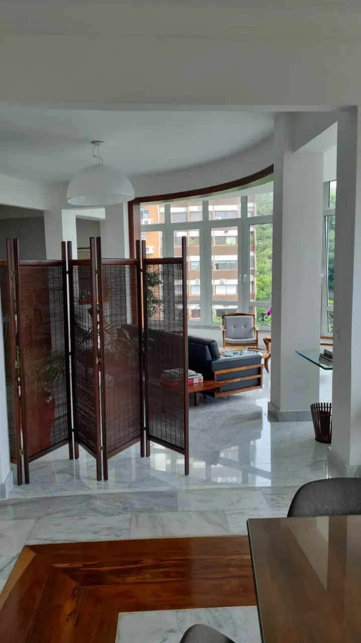 Apartamento con 3 dormitorios y ventanales de suelo a techo — photo 5