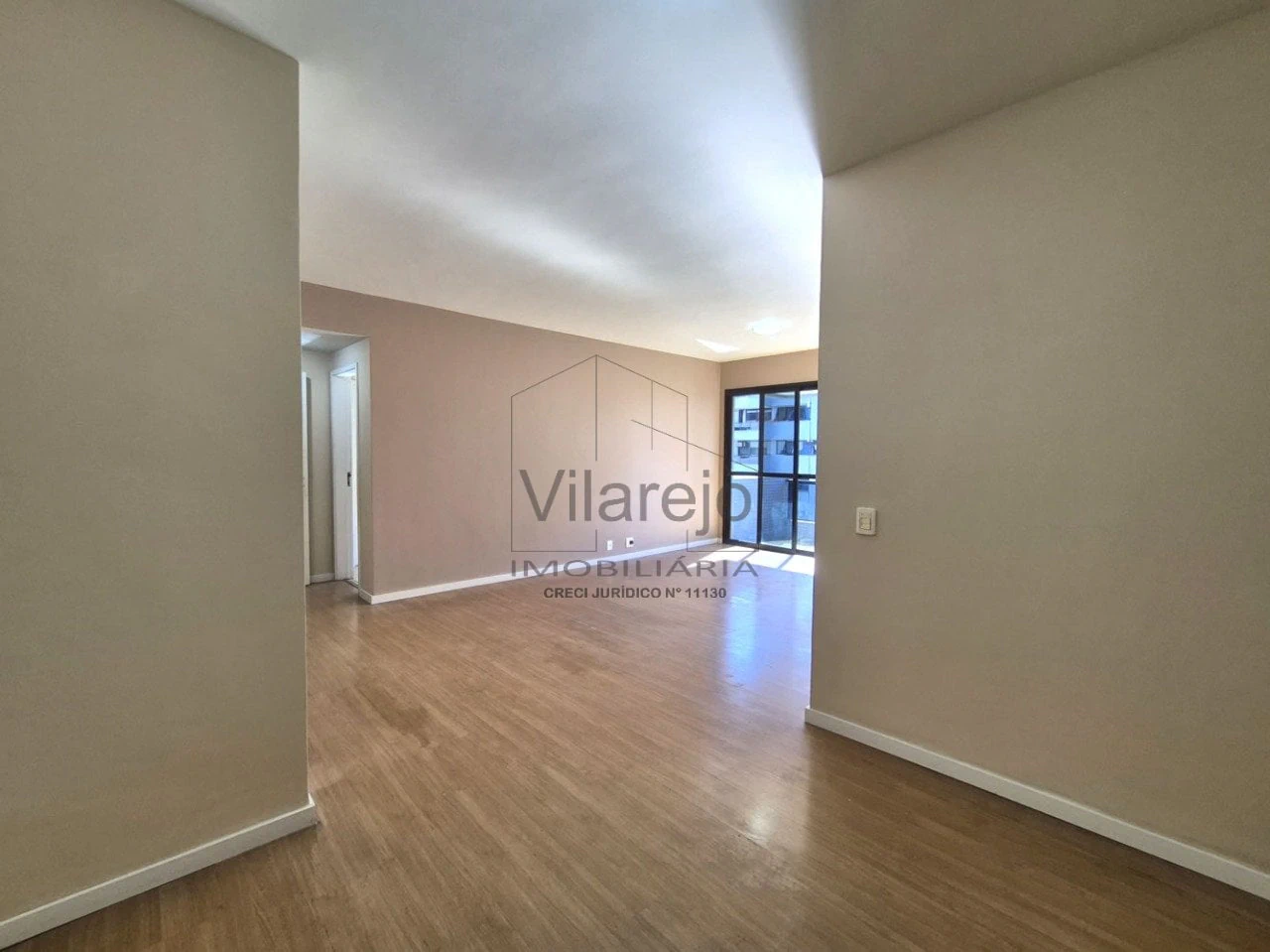 Apartamento com 123 m², 4 quartos e vista da janela — photo 12