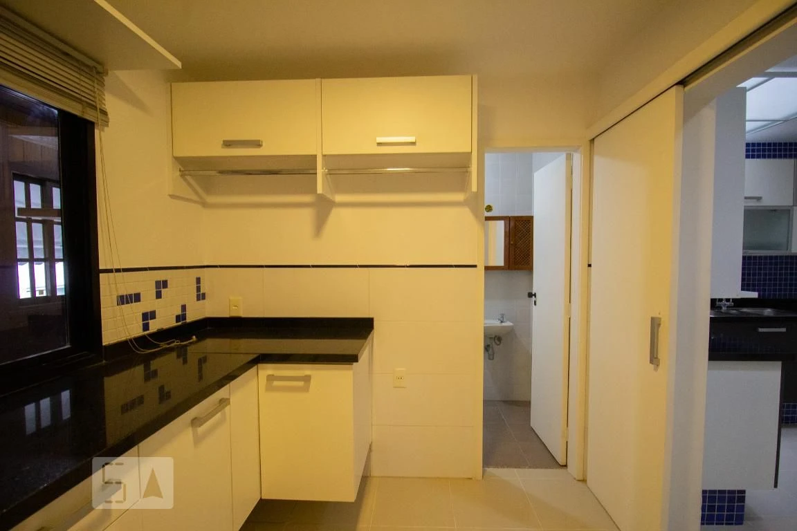 3-bedroom apartment with a balcony and built-in BBQ — photo 8