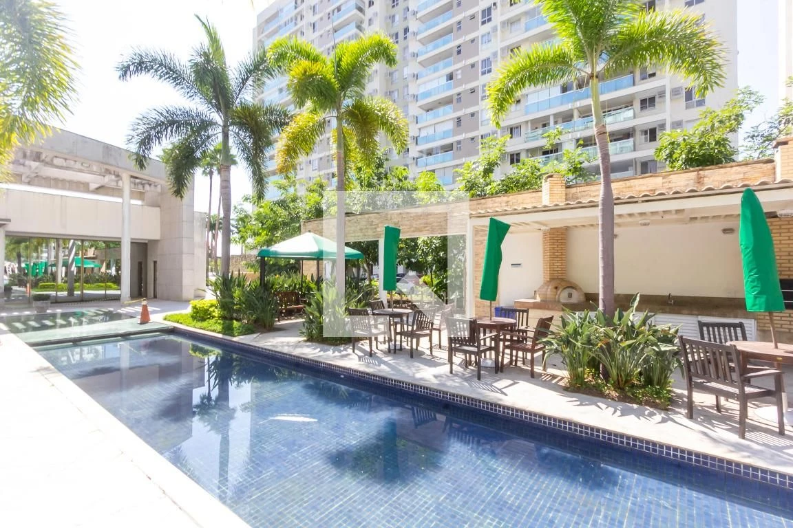 Balcony with a grill in a 2-bedroom apartment, 68 m² — photo 66