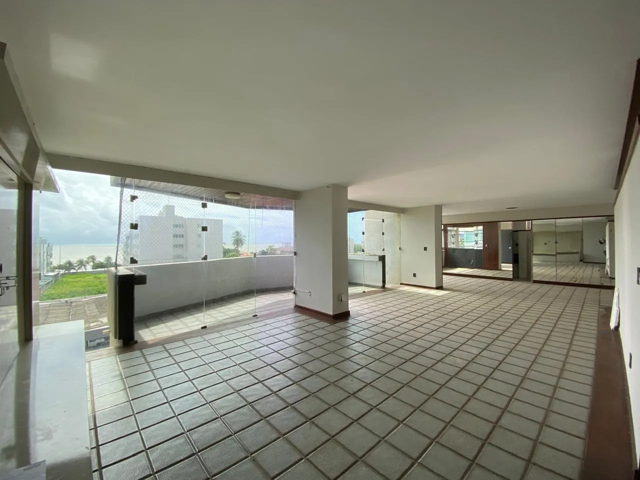 Apartamento de 301 m² con 4 habitaciones y 2 suites