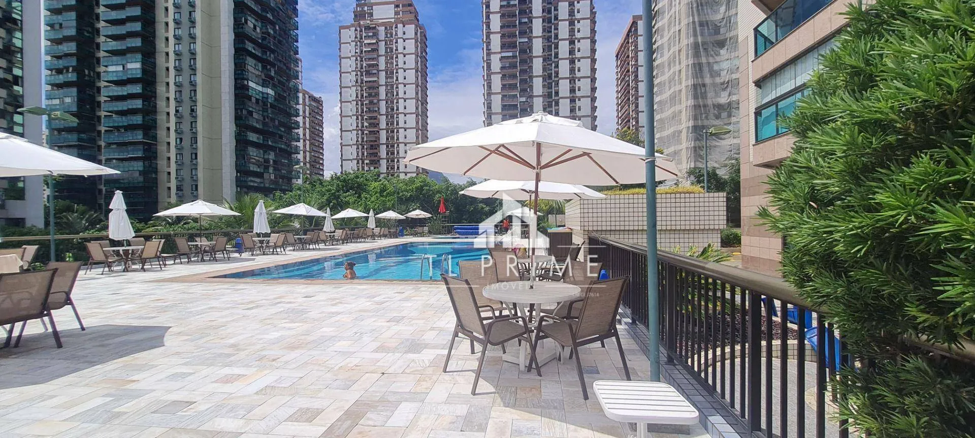 Apartamento de 3 dormitórios com 4 banheiros e varanda — photo 36