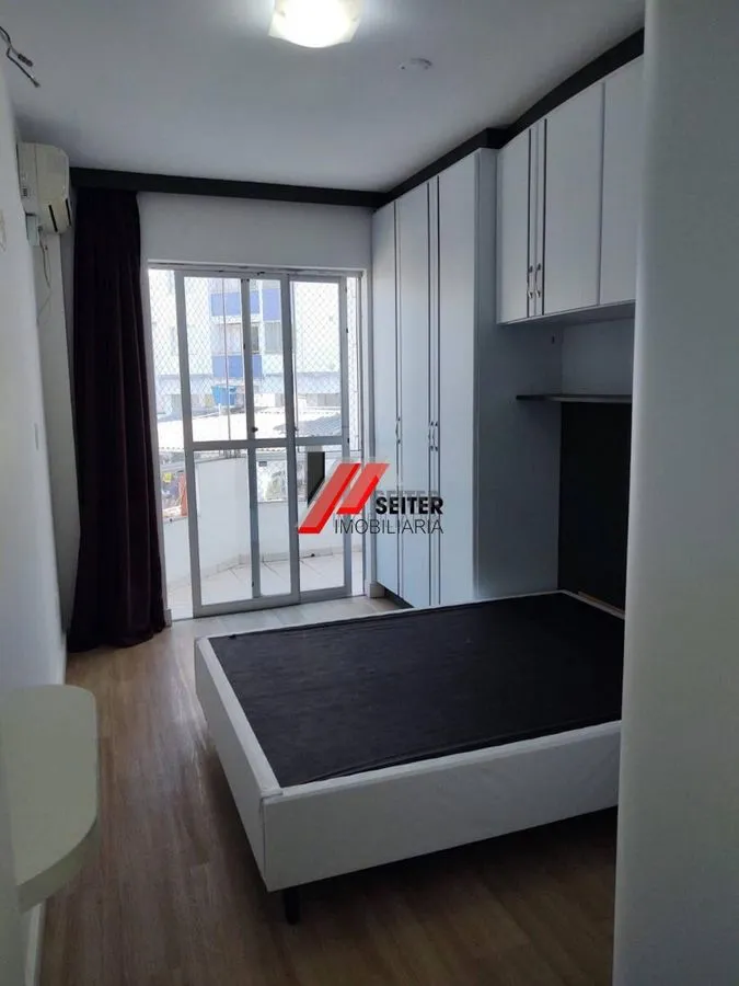 Furnished duplex penthouse with 173 m² and a gourmet balcony