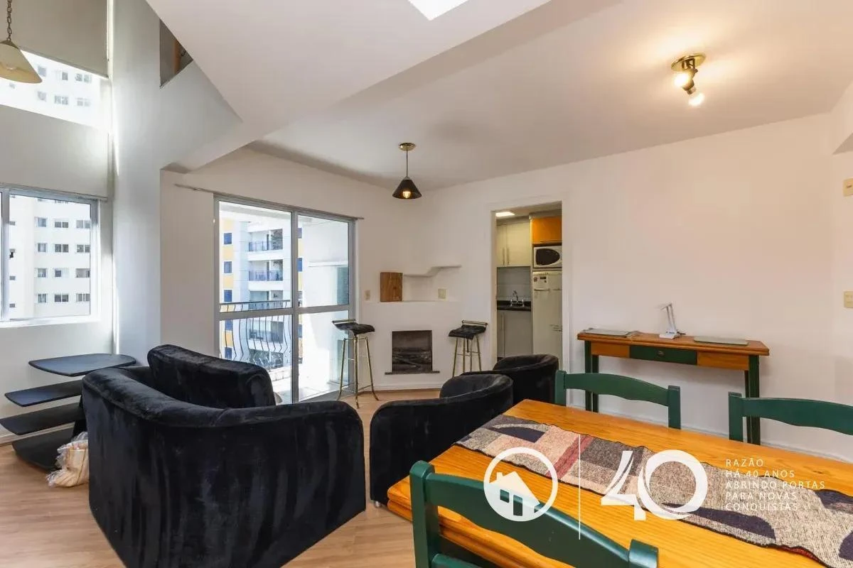 Furnished apartment, 67 m², with a glass-enclosed balcony — photo 10