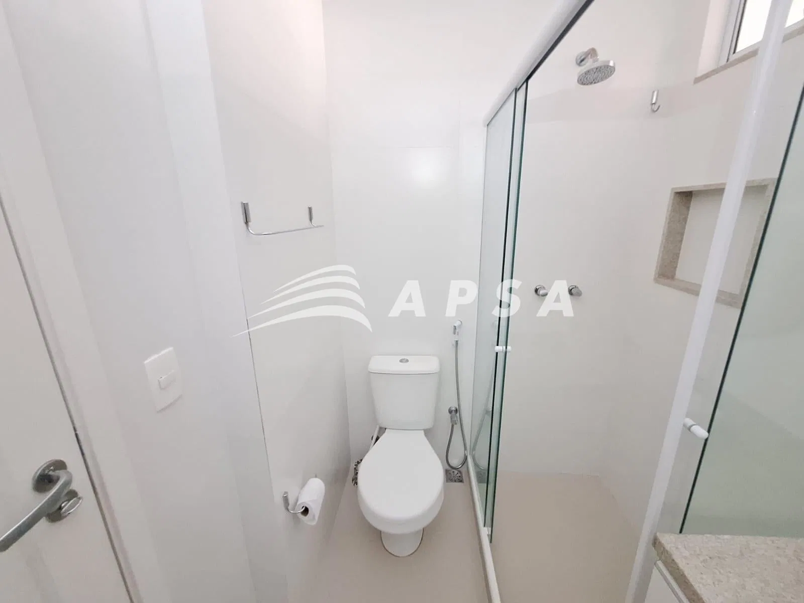 100 m² apartment with 3 bedrooms and an en-suite — photo 2