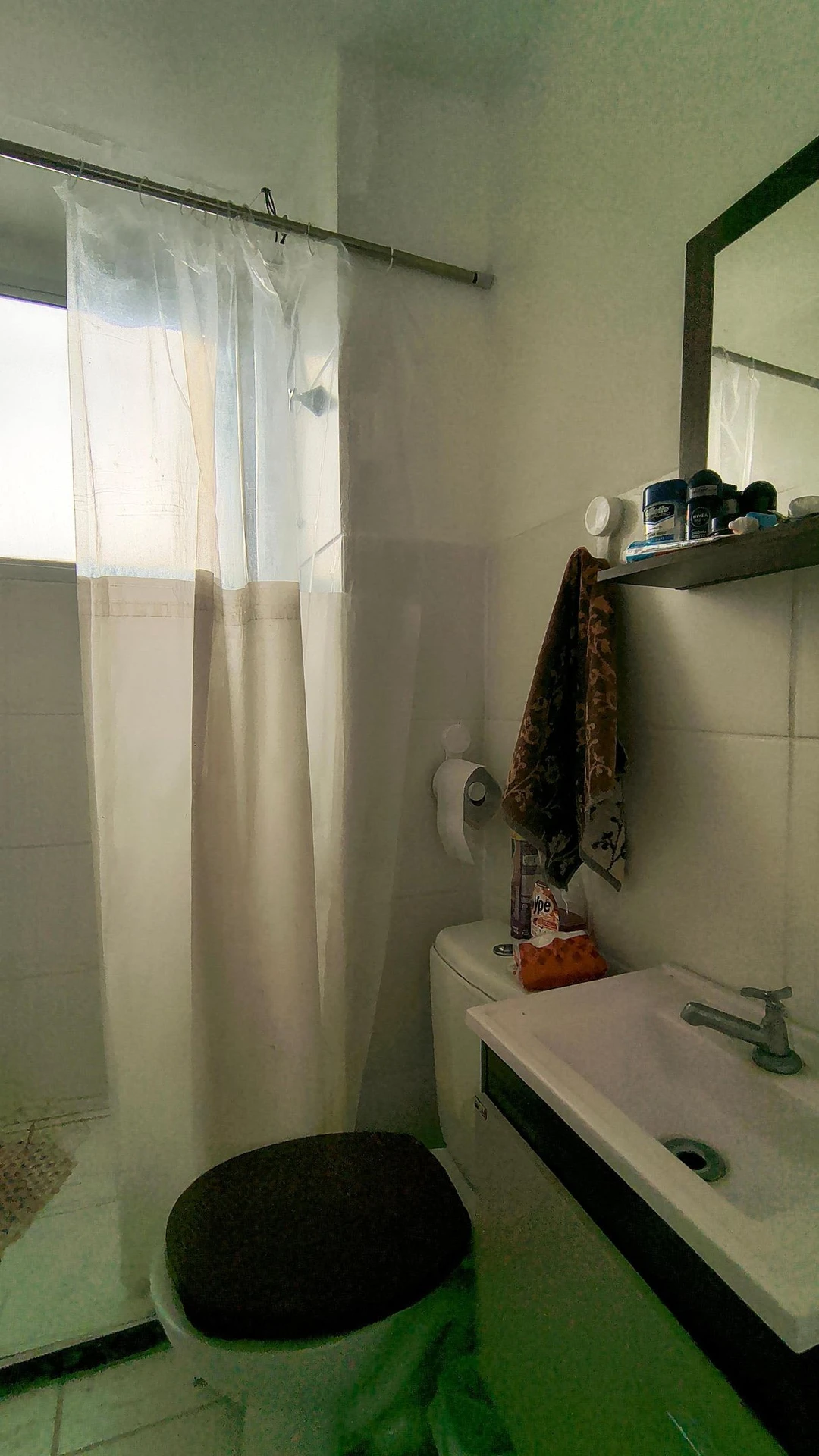 Furnished 2-bedroom apartment with 1 bathroom — photo 19