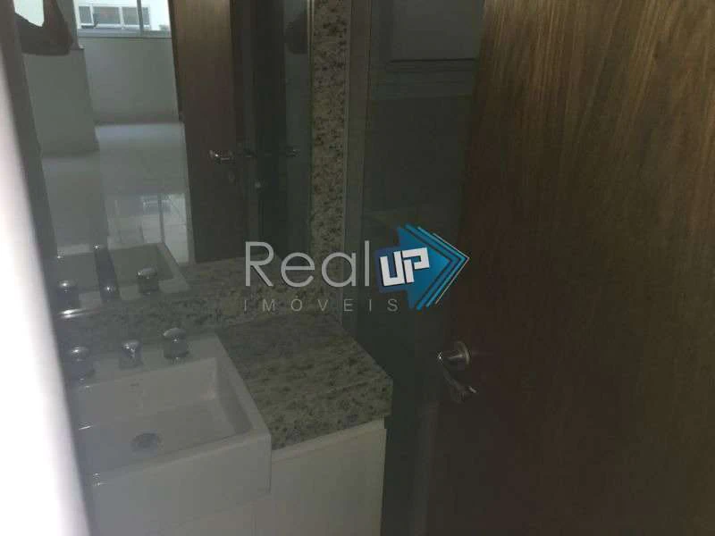 4 en-suite bedroom apartment with 198 m² and parking — photo 9