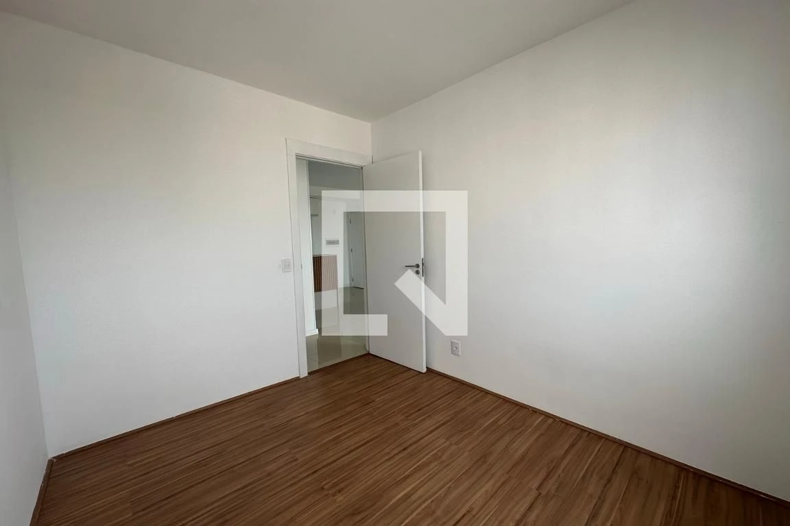 Furnished apartment, 50 m², with a glass-enclosed balcony — photo 34