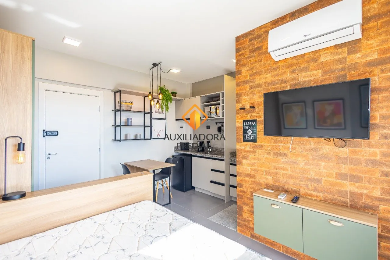Furnished 1-bedroom apartment with a balcony — photo 17