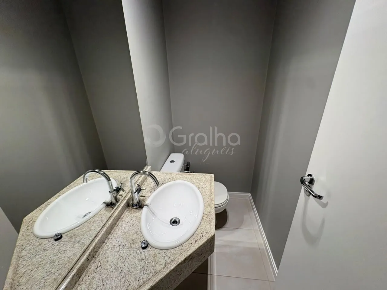 94 m² apartment with a walk-in closet and a dishwasher — photo 31
