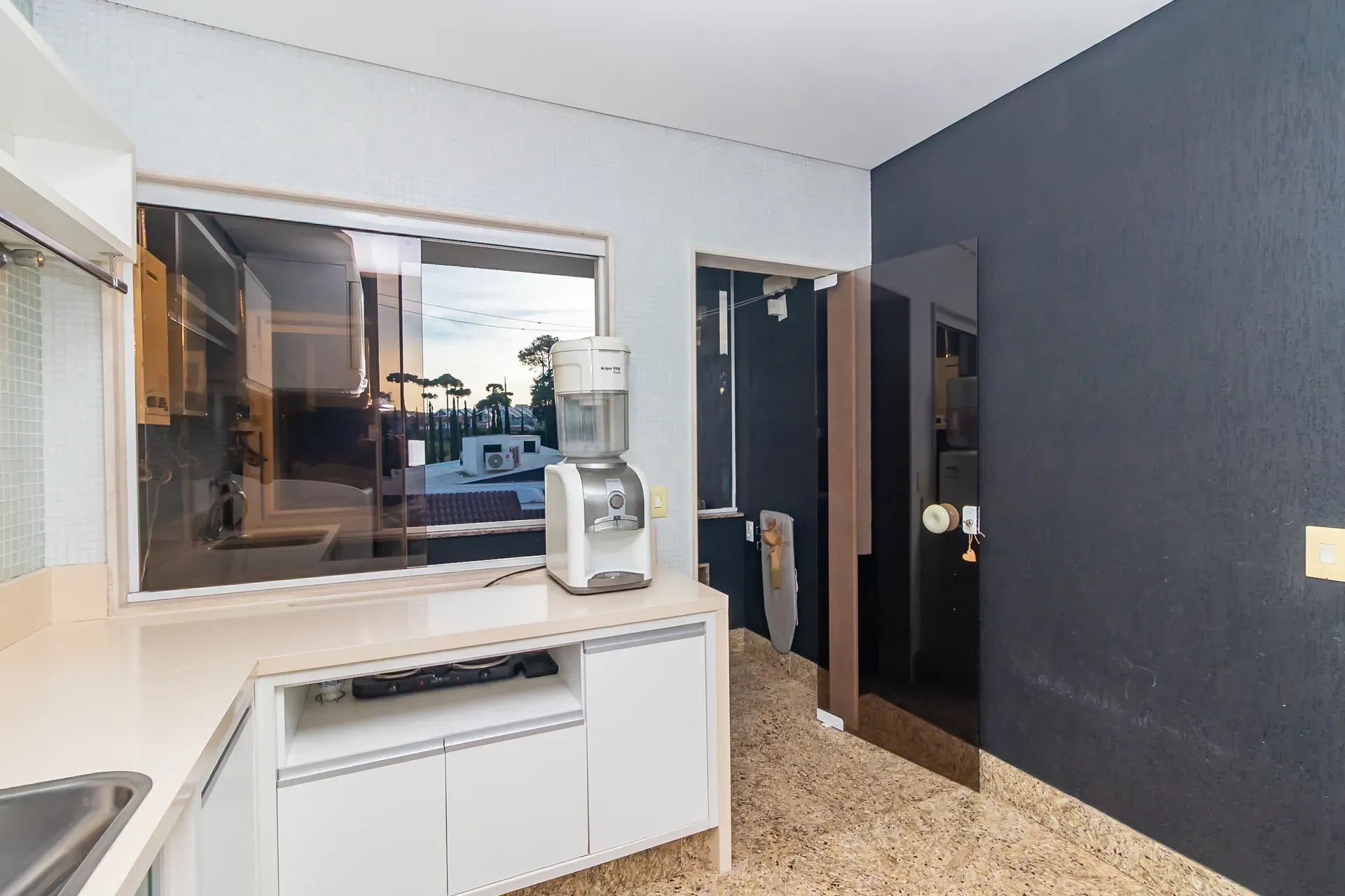 Furnished house with 3 bedrooms and 4 bathrooms — photo 45