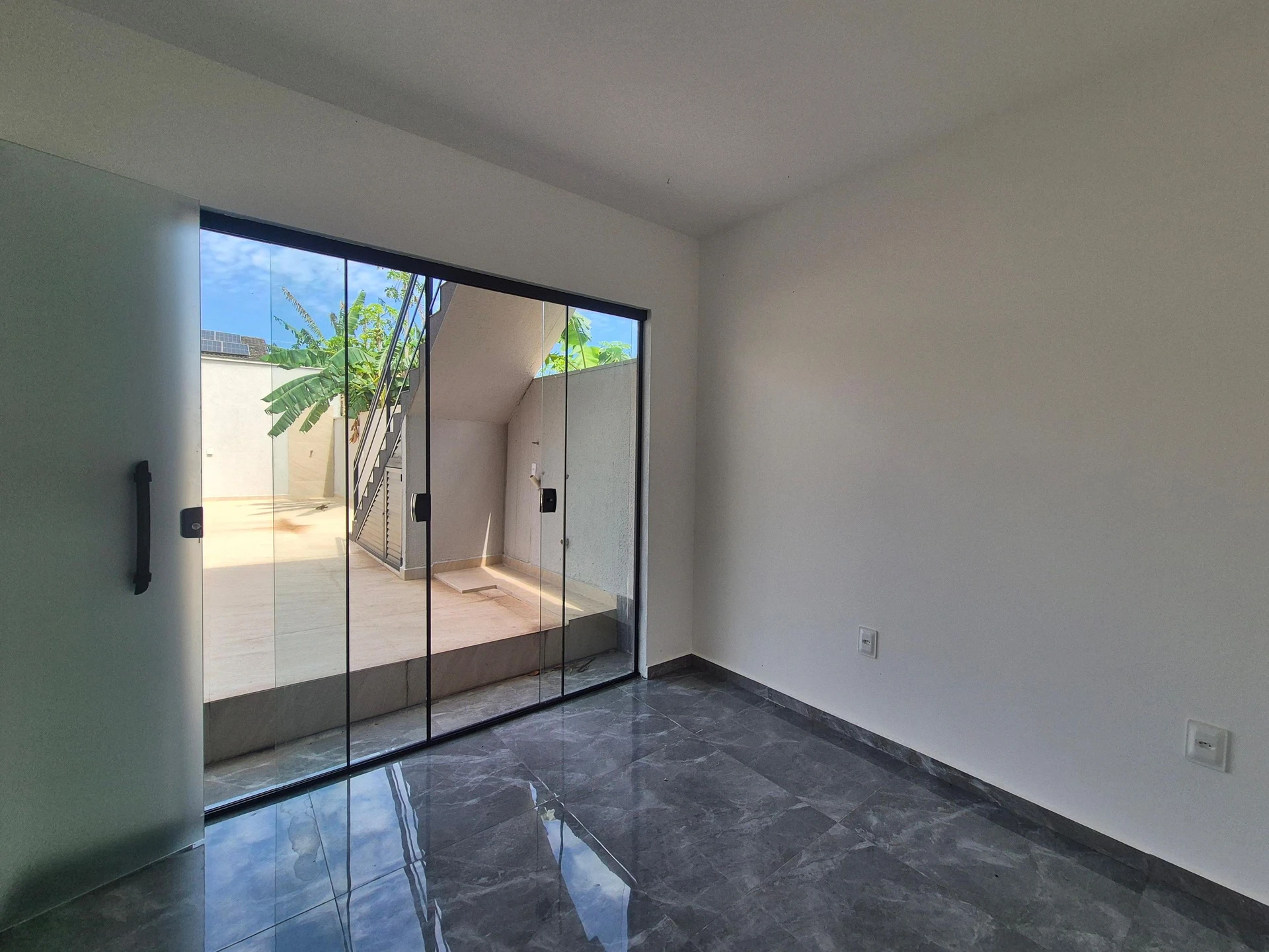 5-bedroom house with a washing machine in Rio de Janeiro — photo 46