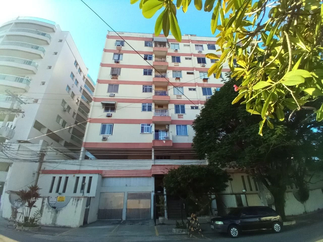 Apartamento mobiliado com 4 quartos e 3 banheiros — photo 72