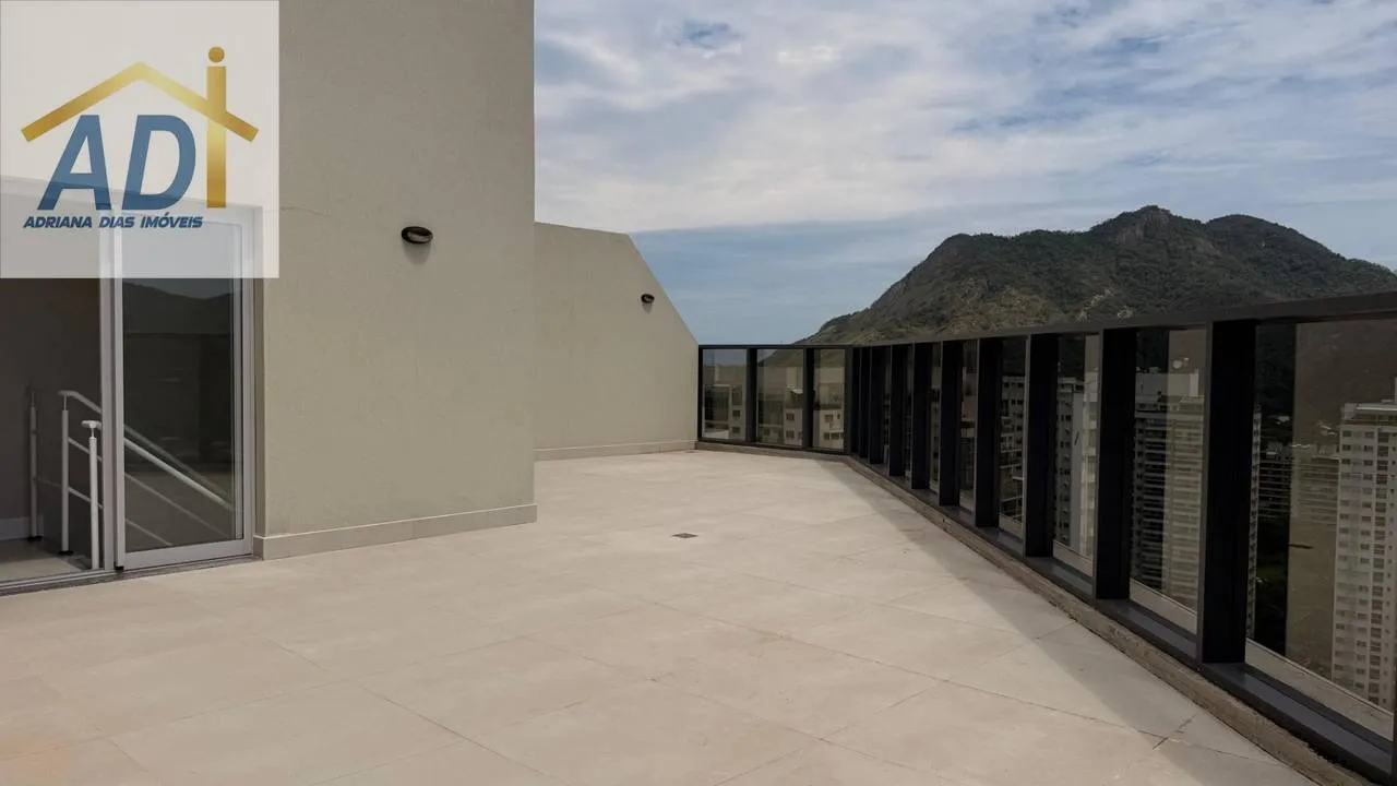 Furnished duplex penthouse with 2 bedrooms and 172 m² — photo 48