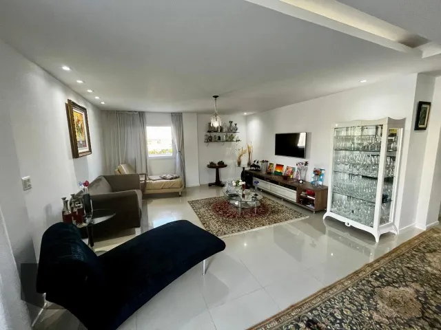 Apartamento sem mobília com 3 quartos e churrasqueira na varanda — photo 8