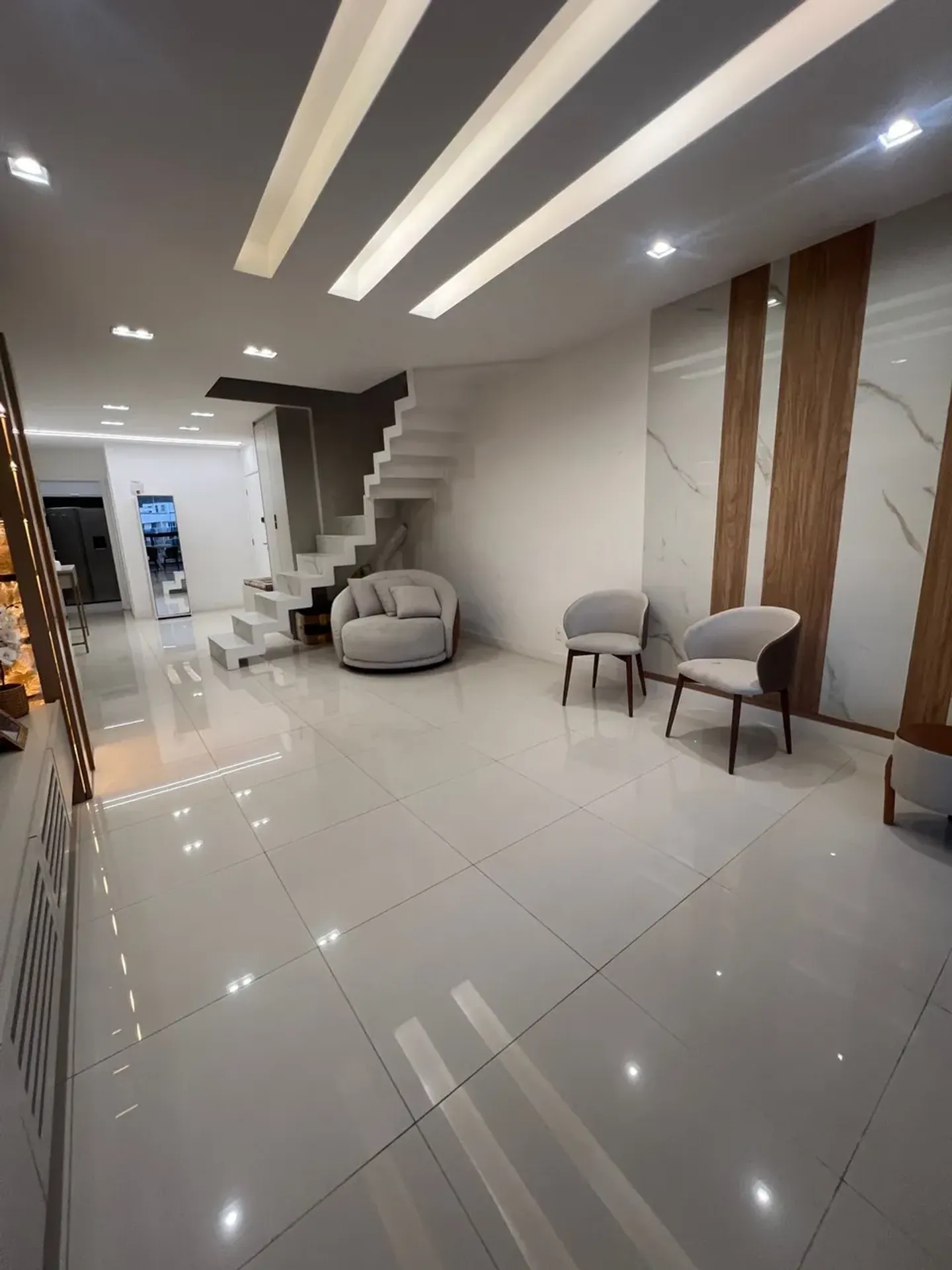 Apartamento mobiliado de 286 m² com 5 quartos e pets — photo 33