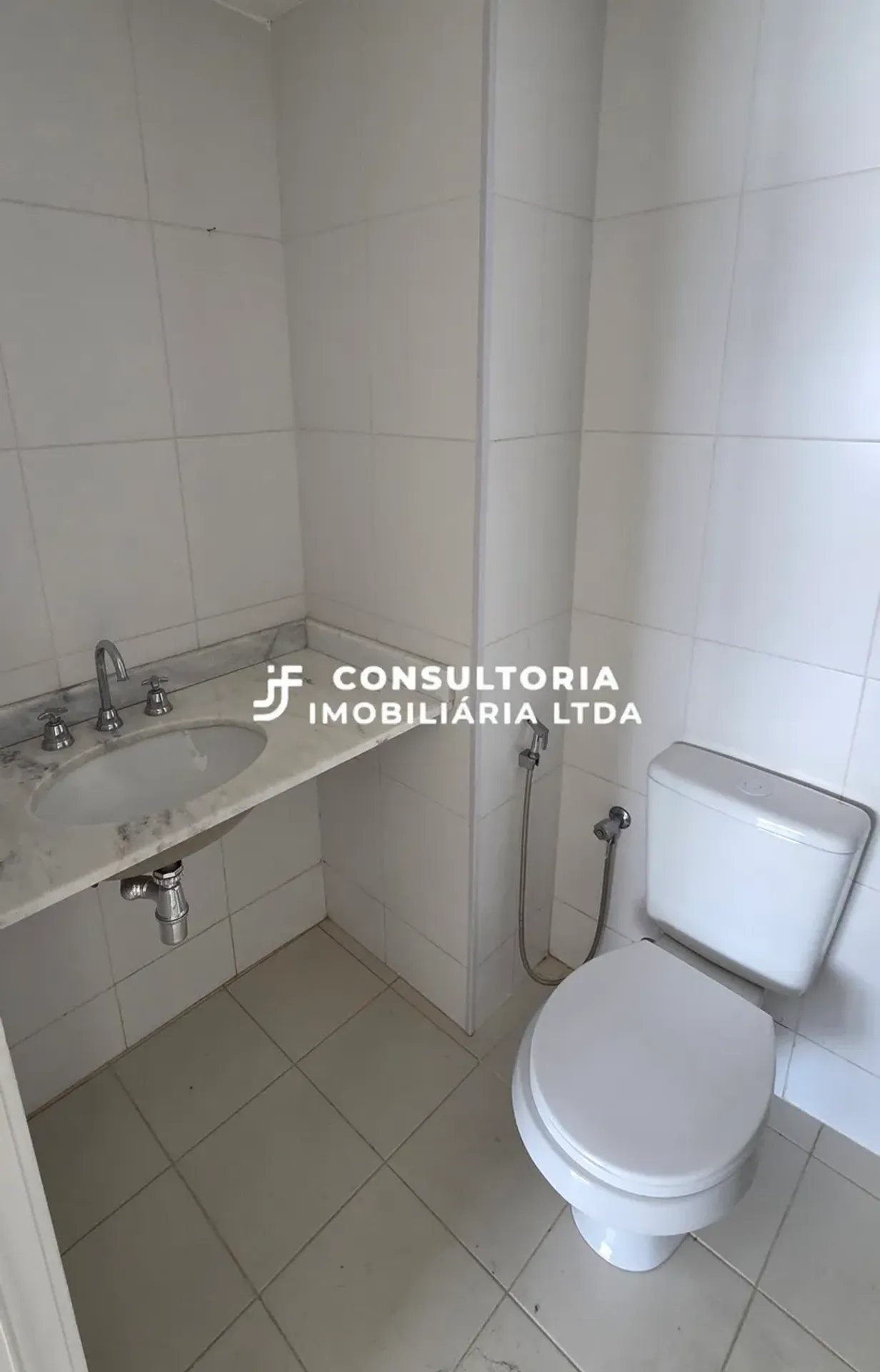 Apartment, 75 m², with a glass-enclosed balcony — photo 38