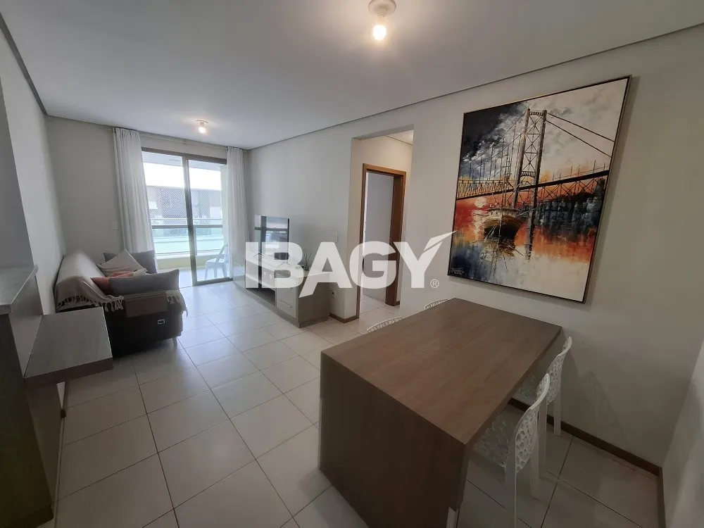 Furnished 80 m² apartment with 2 parking spots and 2 rooms