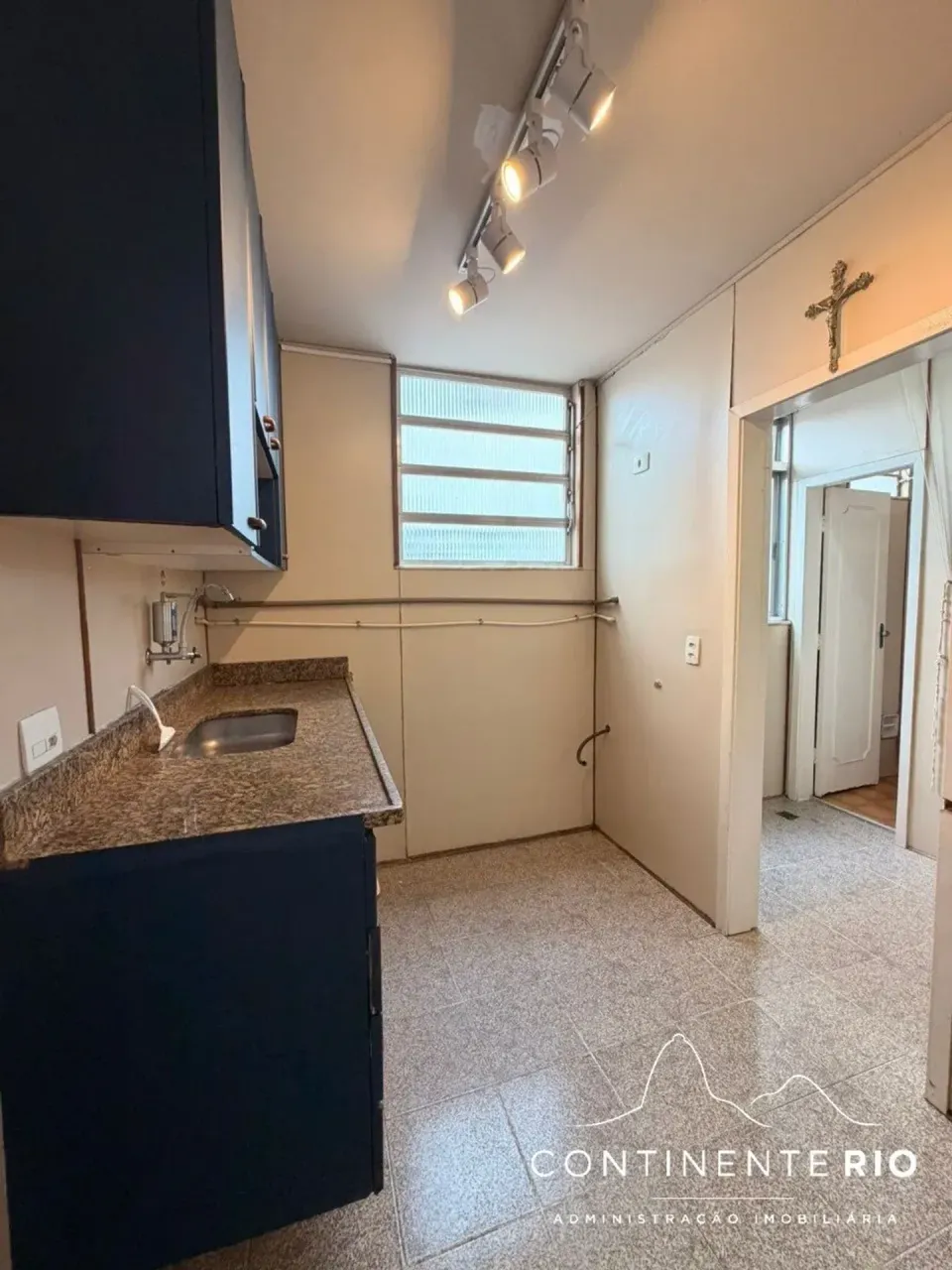 Apartment with 2 bedrooms, parking, and 24h concierge — photo 8